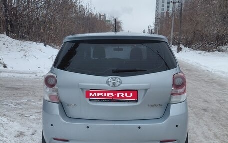 Toyota Verso I, 2010 год, 950 000 рублей, 3 фотография
