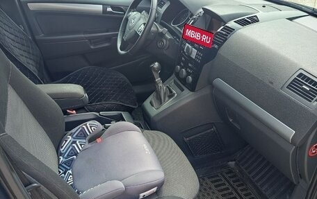 Opel Zafira B, 2011 год, 850 000 рублей, 5 фотография