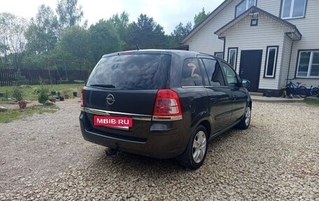 Opel Zafira B, 2011 год, 850 000 рублей, 3 фотография