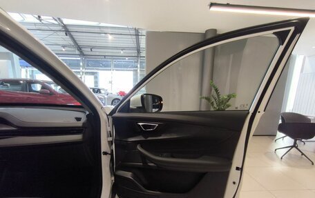 Chery Tiggo 4 I рестайлинг, 2025 год, 2 220 000 рублей, 12 фотография