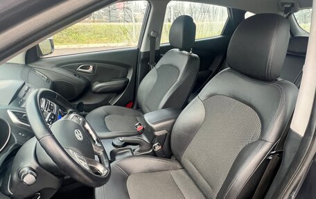 Hyundai ix35 I рестайлинг, 2010 год, 1 200 000 рублей, 8 фотография