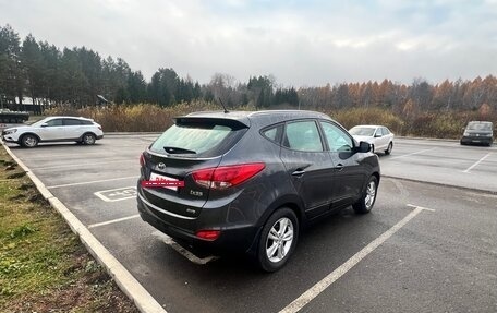 Hyundai ix35 I рестайлинг, 2010 год, 1 200 000 рублей, 17 фотография