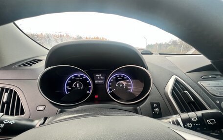 Hyundai ix35 I рестайлинг, 2010 год, 1 200 000 рублей, 30 фотография