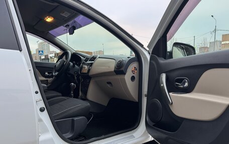 Renault Logan II, 2015 год, 745 000 рублей, 12 фотография