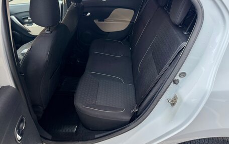 Renault Logan II, 2015 год, 745 000 рублей, 5 фотография