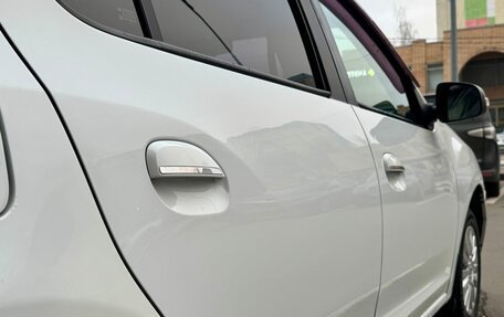 Renault Logan II, 2015 год, 745 000 рублей, 31 фотография