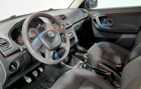 Skoda Fabia II, 2010 год, 520 000 рублей, 10 фотография