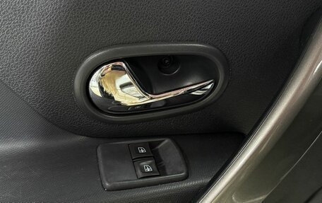 Renault Sandero II рестайлинг, 2016 год, 1 199 000 рублей, 23 фотография