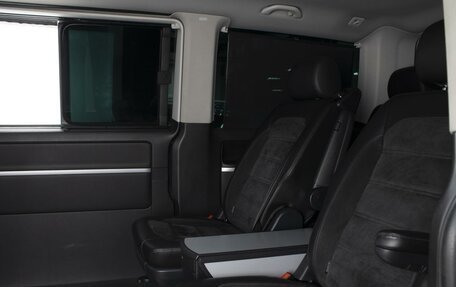 Volkswagen Multivan T6 рестайлинг, 2015 год, 3 710 000 рублей, 10 фотография