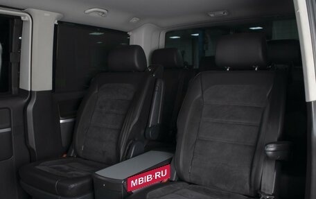 Volkswagen Multivan T6 рестайлинг, 2015 год, 3 710 000 рублей, 11 фотография