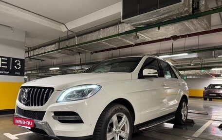 Mercedes-Benz M-Класс, 2013 год, 2 000 000 рублей, 2 фотография