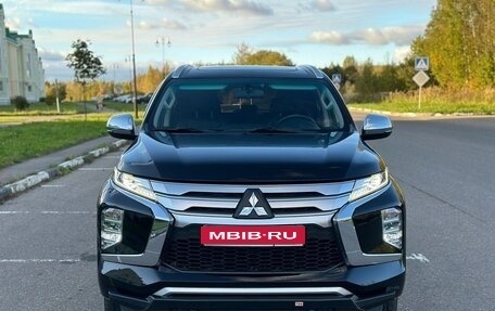 Mitsubishi Montero Sport, 2022 год, 4 350 000 рублей, 1 фотография