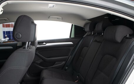 Volkswagen Passat B8 рестайлинг, 2015 год, 1 700 000 рублей, 9 фотография