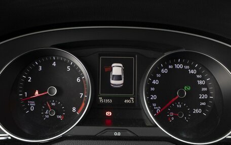 Volkswagen Passat B8 рестайлинг, 2015 год, 1 700 000 рублей, 14 фотография