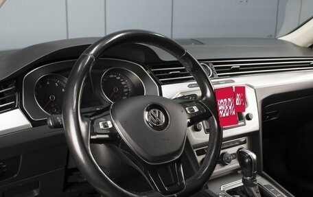 Volkswagen Passat B8 рестайлинг, 2015 год, 1 700 000 рублей, 11 фотография