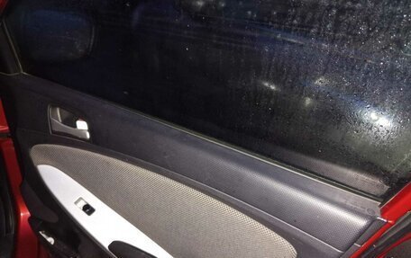 Hyundai Solaris II рестайлинг, 2011 год, 635 000 рублей, 12 фотография