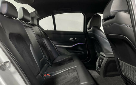 BMW 3 серия, 2019 год, 3 500 000 рублей, 14 фотография