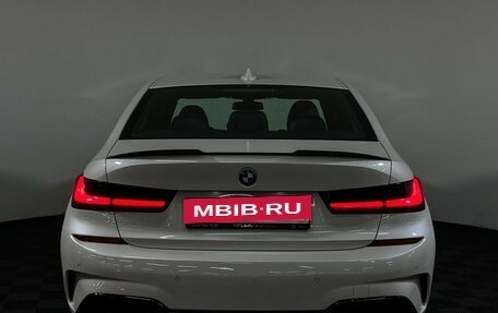 BMW 3 серия, 2019 год, 3 500 000 рублей, 22 фотография