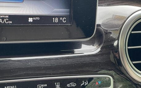 Mercedes-Benz V-Класс, 2019 год, 5 950 000 рублей, 6 фотография