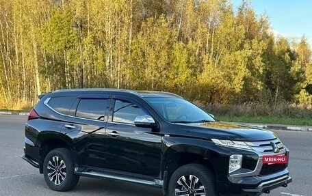 Mitsubishi Montero Sport, 2022 год, 4 350 000 рублей, 6 фотография
