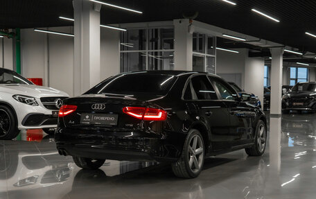 Audi A4, 2014 год, 1 470 000 рублей, 4 фотография