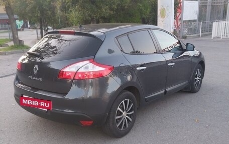 Renault Megane III, 2012 год, 565 000 рублей, 2 фотография