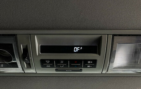 Volkswagen Caravelle T6 рестайлинг, 2017 год, 3 025 000 рублей, 15 фотография