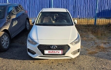 Hyundai Solaris II рестайлинг, 2019 год, 1 400 000 рублей, 1 фотография