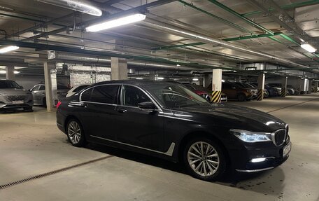 BMW 7 серия, 2018 год, 3 500 000 рублей, 2 фотография