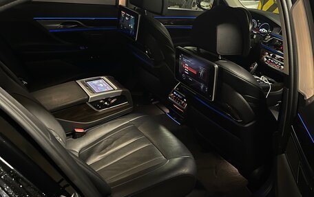 BMW 7 серия, 2018 год, 3 500 000 рублей, 6 фотография