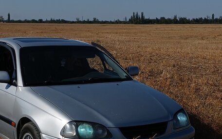 Toyota Avensis III рестайлинг, 1998 год, 350 000 рублей, 1 фотография