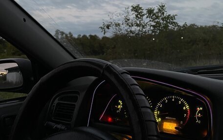 Toyota Avensis III рестайлинг, 1998 год, 350 000 рублей, 20 фотография