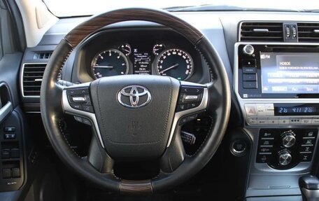 Toyota Land Cruiser Prado 150 рестайлинг 2, 2018 год, 5 300 000 рублей, 10 фотография