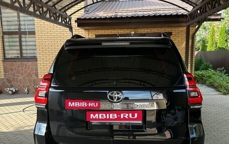 Toyota Land Cruiser Prado 150 рестайлинг 2, 2018 год, 5 300 000 рублей, 6 фотография