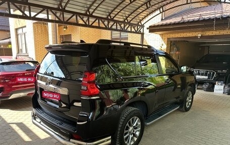 Toyota Land Cruiser Prado 150 рестайлинг 2, 2018 год, 5 300 000 рублей, 3 фотография