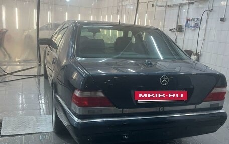 Mercedes-Benz S-Класс, 1996 год, 1 350 000 рублей, 3 фотография