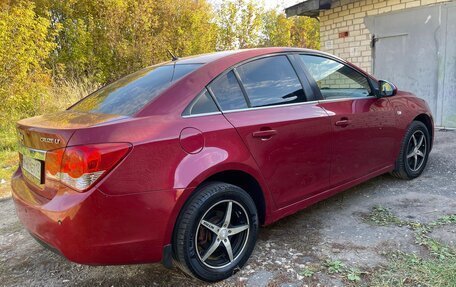 Chevrolet Cruze II, 2011 год, 570 000 рублей, 5 фотография