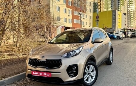 KIA Sportage IV рестайлинг, 2018 год, 2 550 000 рублей, 1 фотография