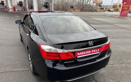 Honda Accord IX рестайлинг, 2013 год, 1 300 000 рублей, 2 фотография