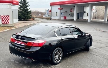Honda Accord IX рестайлинг, 2013 год, 1 300 000 рублей, 18 фотография