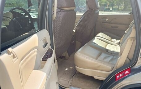 Cadillac Escalade III, 2013 год, 2 700 000 рублей, 3 фотография