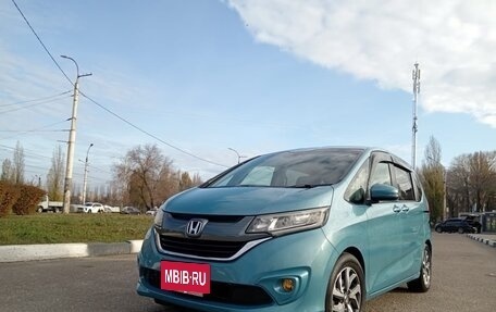 Honda Freed II, 2018 год, 1 570 000 рублей, 8 фотография
