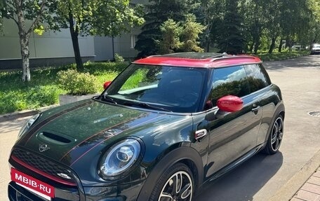 MINI Hatch, 2019 год, 3 000 000 рублей, 18 фотография