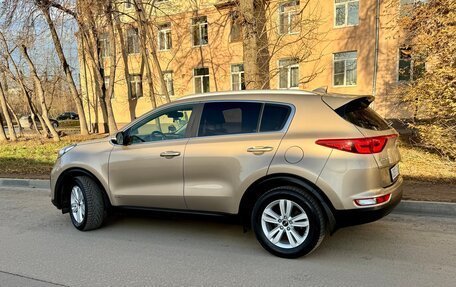 KIA Sportage IV рестайлинг, 2018 год, 2 550 000 рублей, 3 фотография