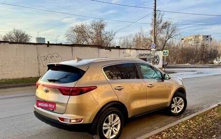 KIA Sportage IV рестайлинг, 2018 год, 2 550 000 рублей, 5 фотография