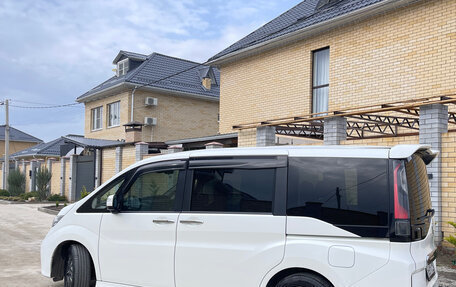 Honda Stepwgn IV, 2015 год, 1 850 000 рублей, 2 фотография