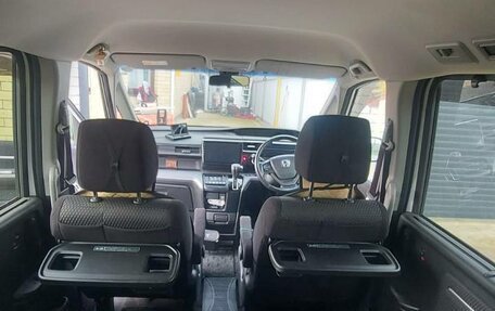 Honda Stepwgn IV, 2015 год, 1 850 000 рублей, 22 фотография