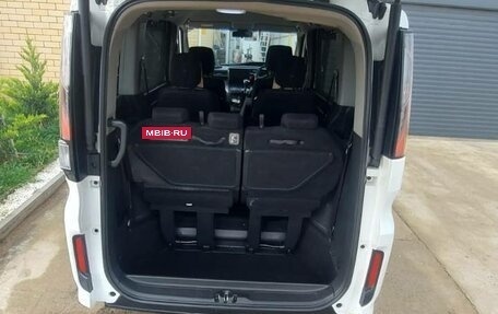 Honda Stepwgn IV, 2015 год, 1 850 000 рублей, 25 фотография