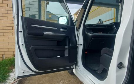 Honda Stepwgn IV, 2015 год, 1 850 000 рублей, 32 фотография