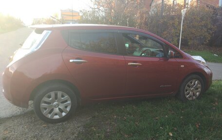 Nissan Leaf I, 2013 год, 695 000 рублей, 10 фотография